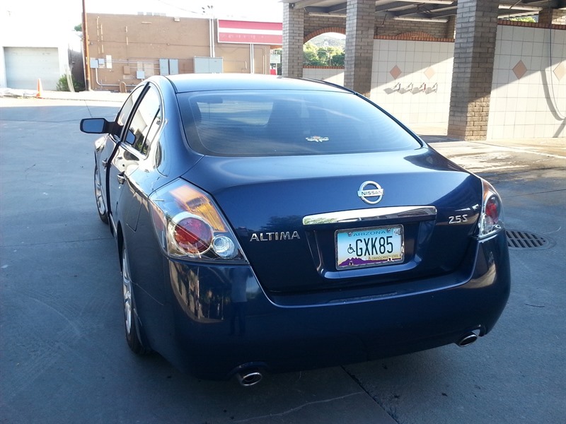 2009 Nissan Altima for sale by owner in MIAMI