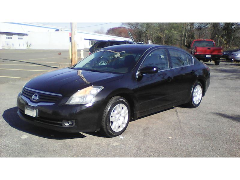2009 Nissan Altima for sale by owner in MILFORD
