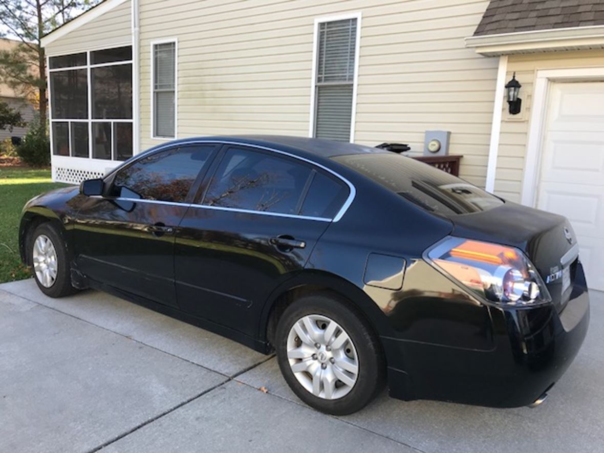 2009 Nissan Altima for sale by owner in Richmond