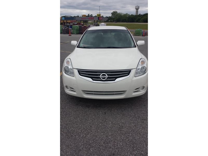 2011 Nissan Altima for sale by owner in Calera