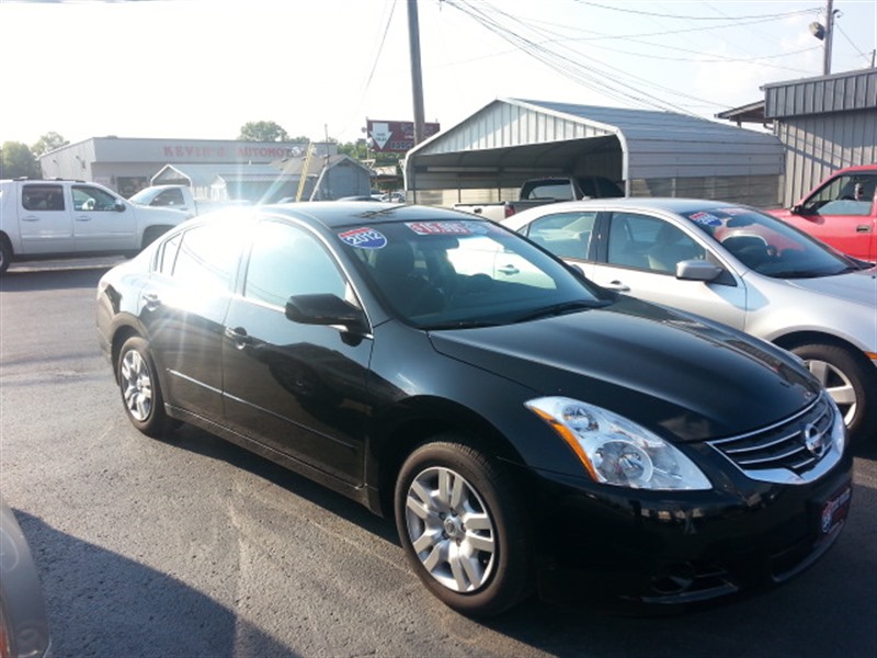 2012 Nissan Altima for sale by owner in LEBANON