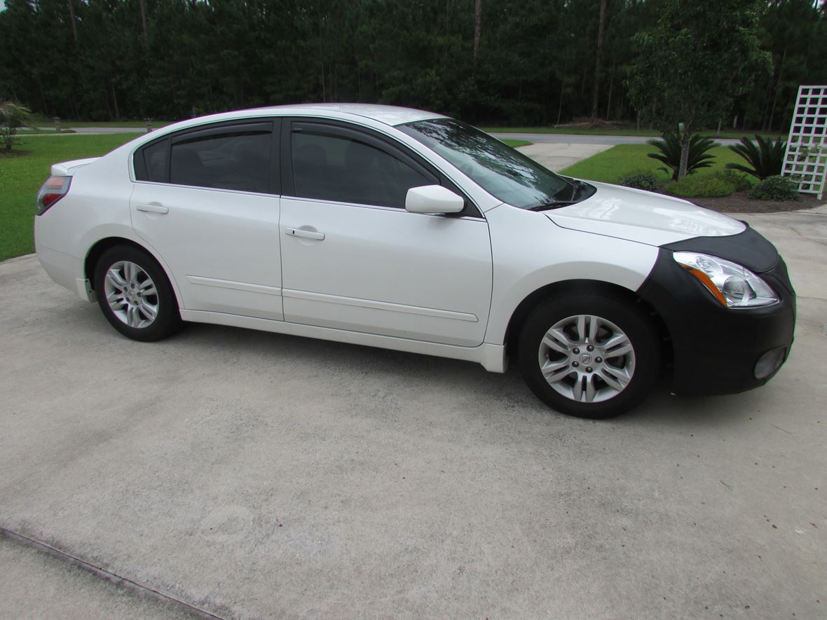 2012 Nissan Altima S for sale by owner in Brunswick