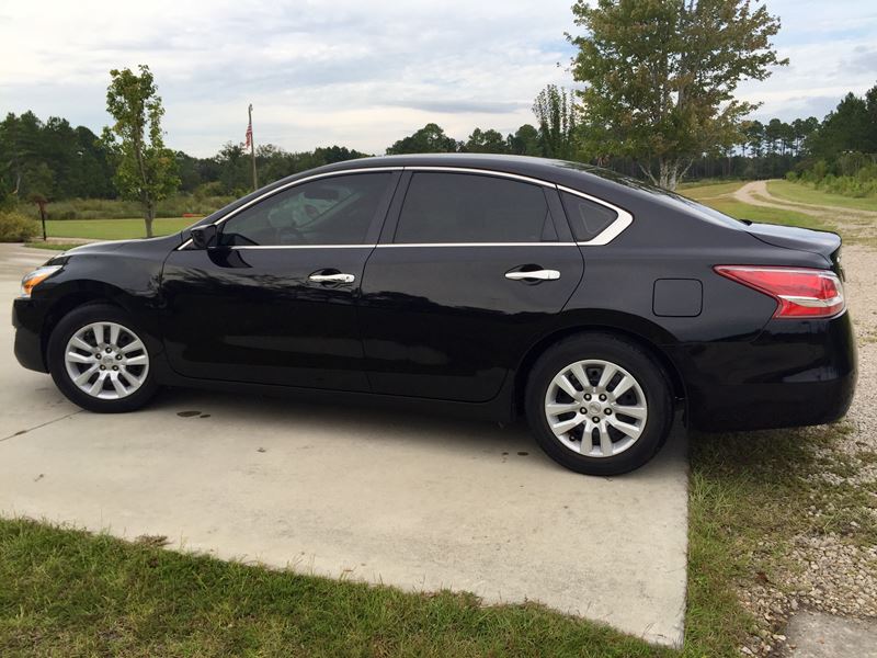 2013 Nissan Altima for sale by owner in TALLAHASSEE