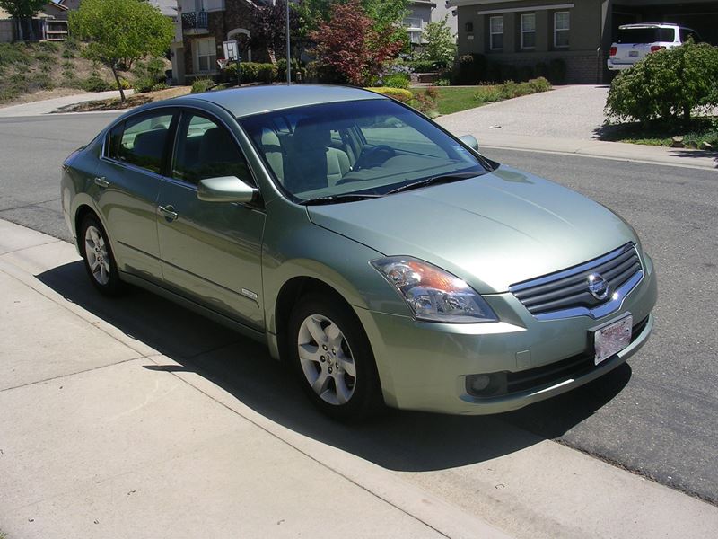2008 Nissan Altima Hybrid for sale by owner in Folsom