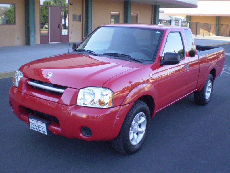 2004 Nissan Frontier for sale by owner in RIVERBANK
