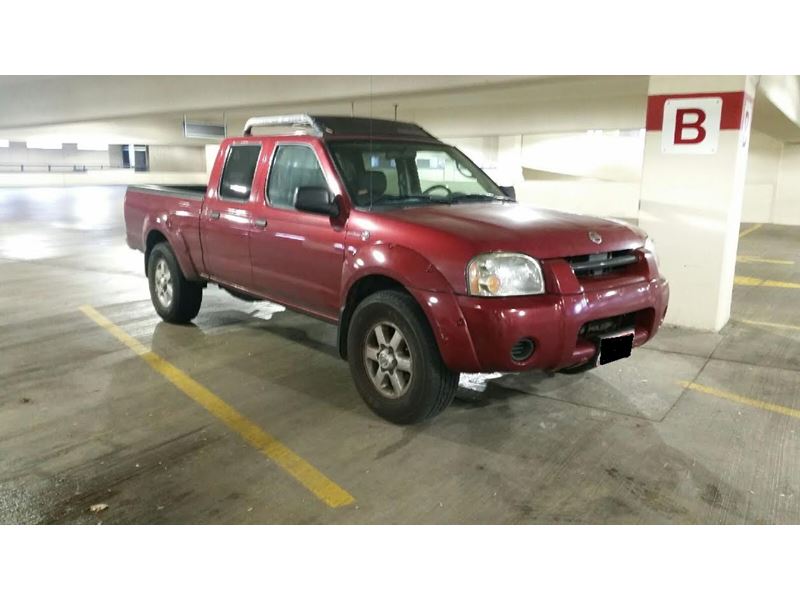 2004 Nissan Frontier for sale by owner in PICKERINGTON