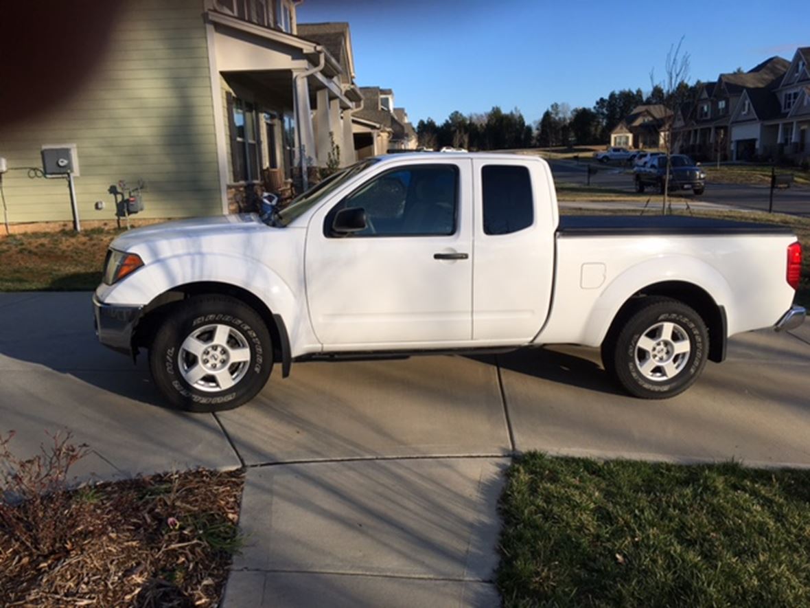2007 Nissan Frontier for sale by owner in Midland