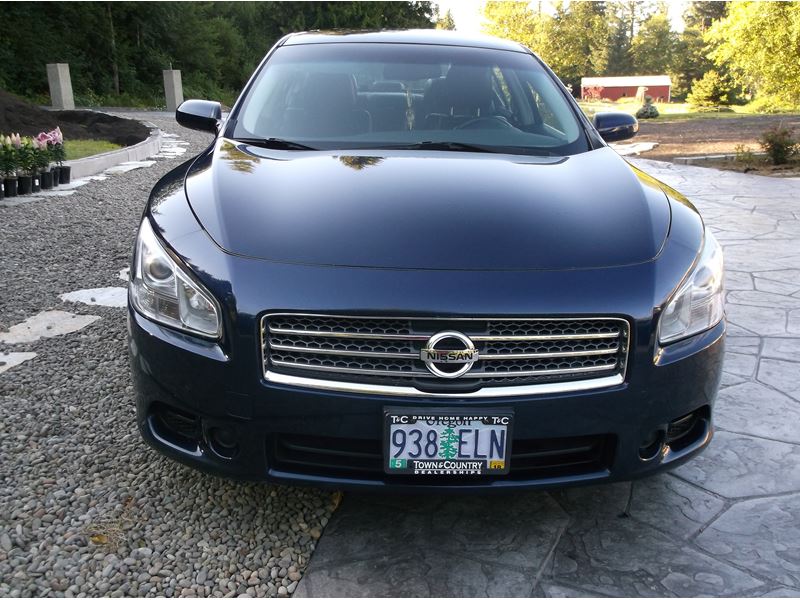 2009 Nissan MAXIMA  for sale by owner in PORTLAND