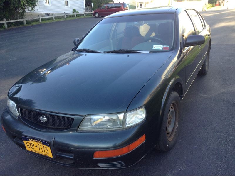 1995 Nissan Maxima for sale by owner in Schenectady