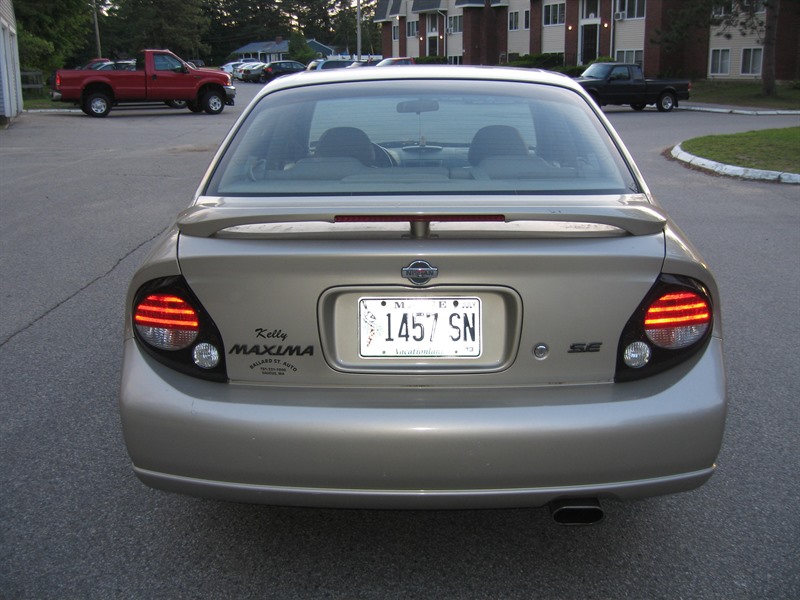 2000 Nissan Maxima for sale by owner in SANFORD