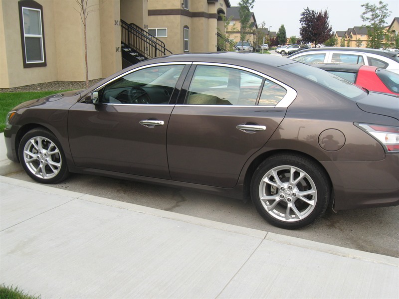 2012 Nissan Maxima for sale by owner in NAMPA