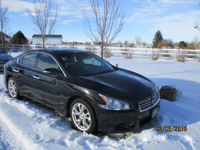 2012 Nissan Maxima for sale by owner in Brighton