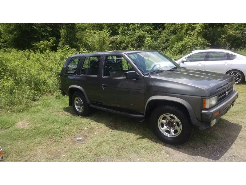 1992 Nissan Pathfinder for sale by owner in Charlotte