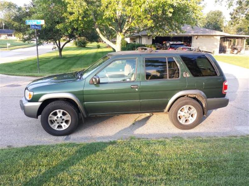 2001 Nissan Pathfinder for sale by owner in DAYTON