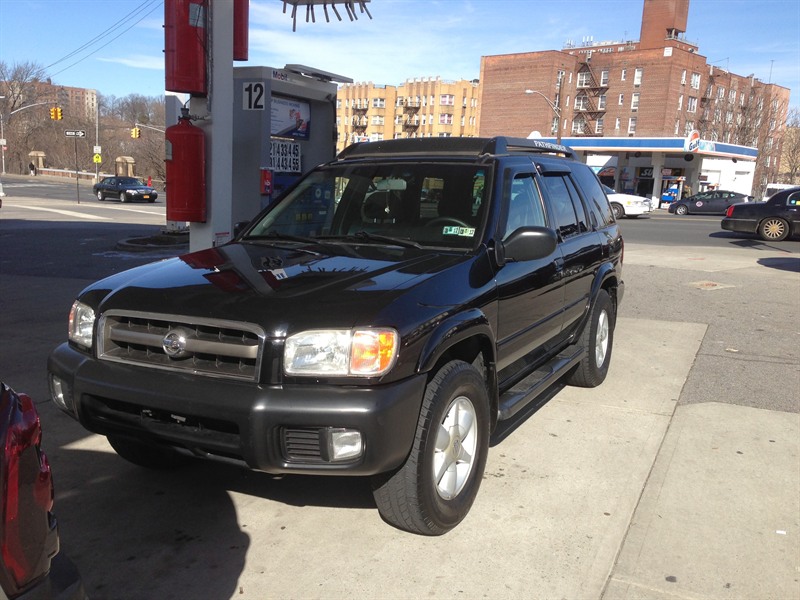 2002 Nissan Pathfinder for sale by owner in BRONX