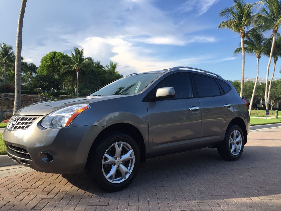 2010 Nissan Rogue for sale by owner in Bonita Springs