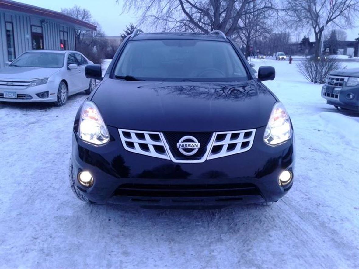 2012 Nissan Rogue for sale by owner in Minneapolis