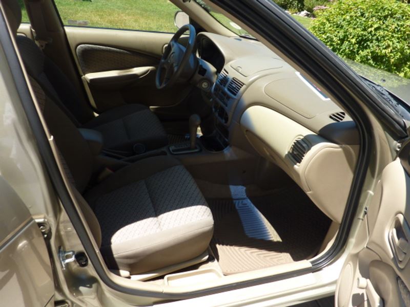 2001 Nissan Sentra for sale by owner in Fort Collins