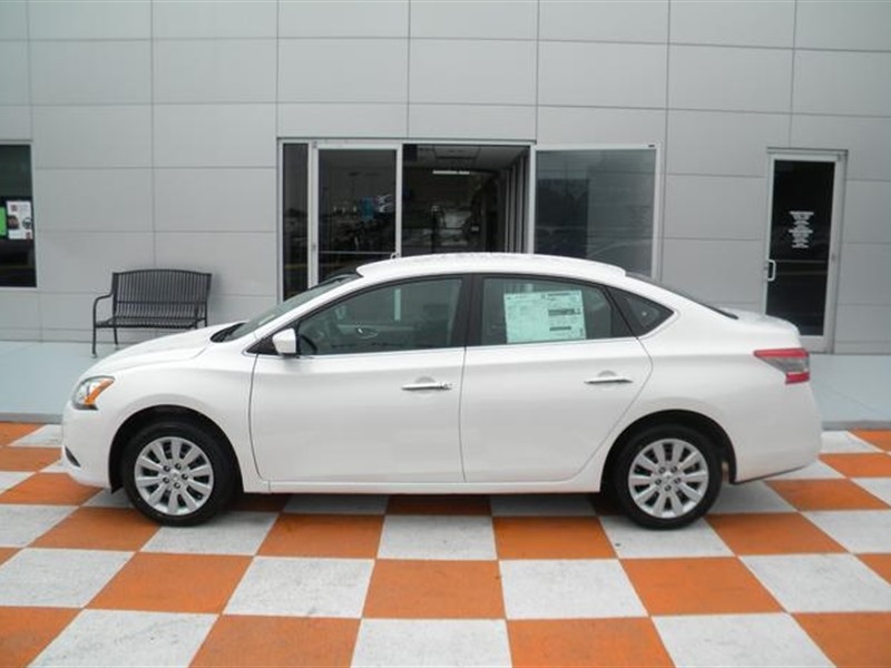 2013 Nissan Sentra for sale by owner in MORRISTOWN