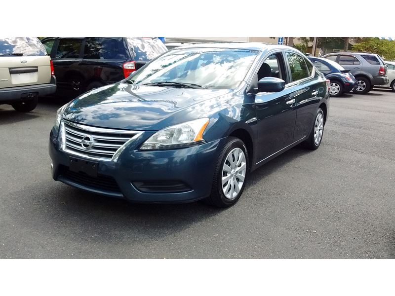 2014 Nissan Sentra for sale by owner in Attleboro