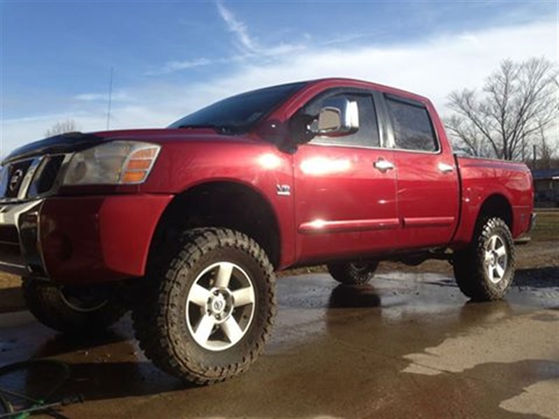 2004 Nissan Titan for sale by owner in JANE LEW