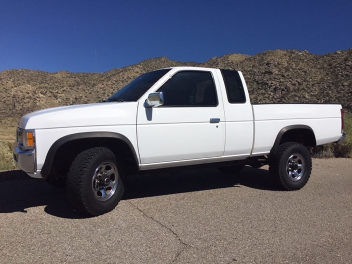 1995 Nissan Truck for sale by owner in Albuquerque