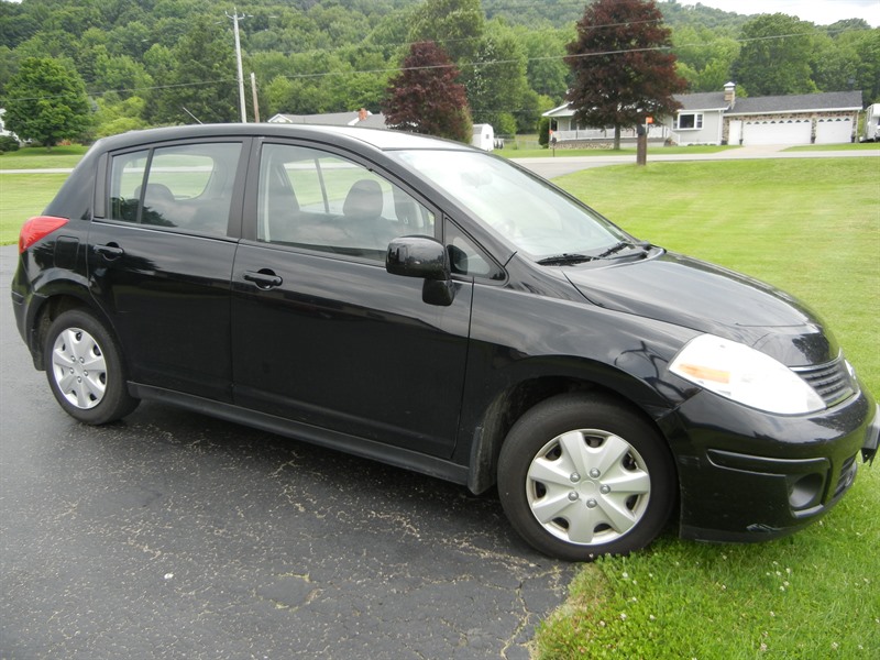 2007 Nissan Versa for sale by owner in ALLEGANY