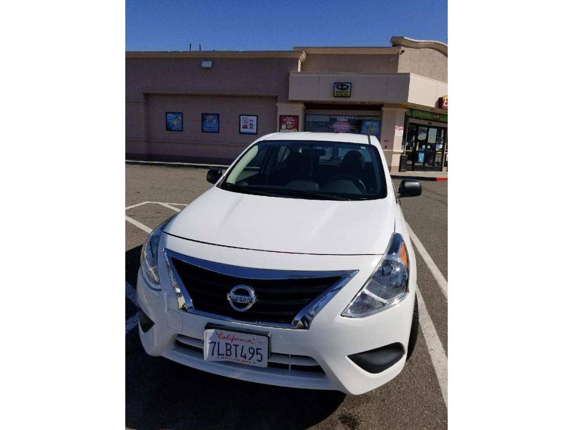 2015 Nissan Versa for sale by owner in San Pedro