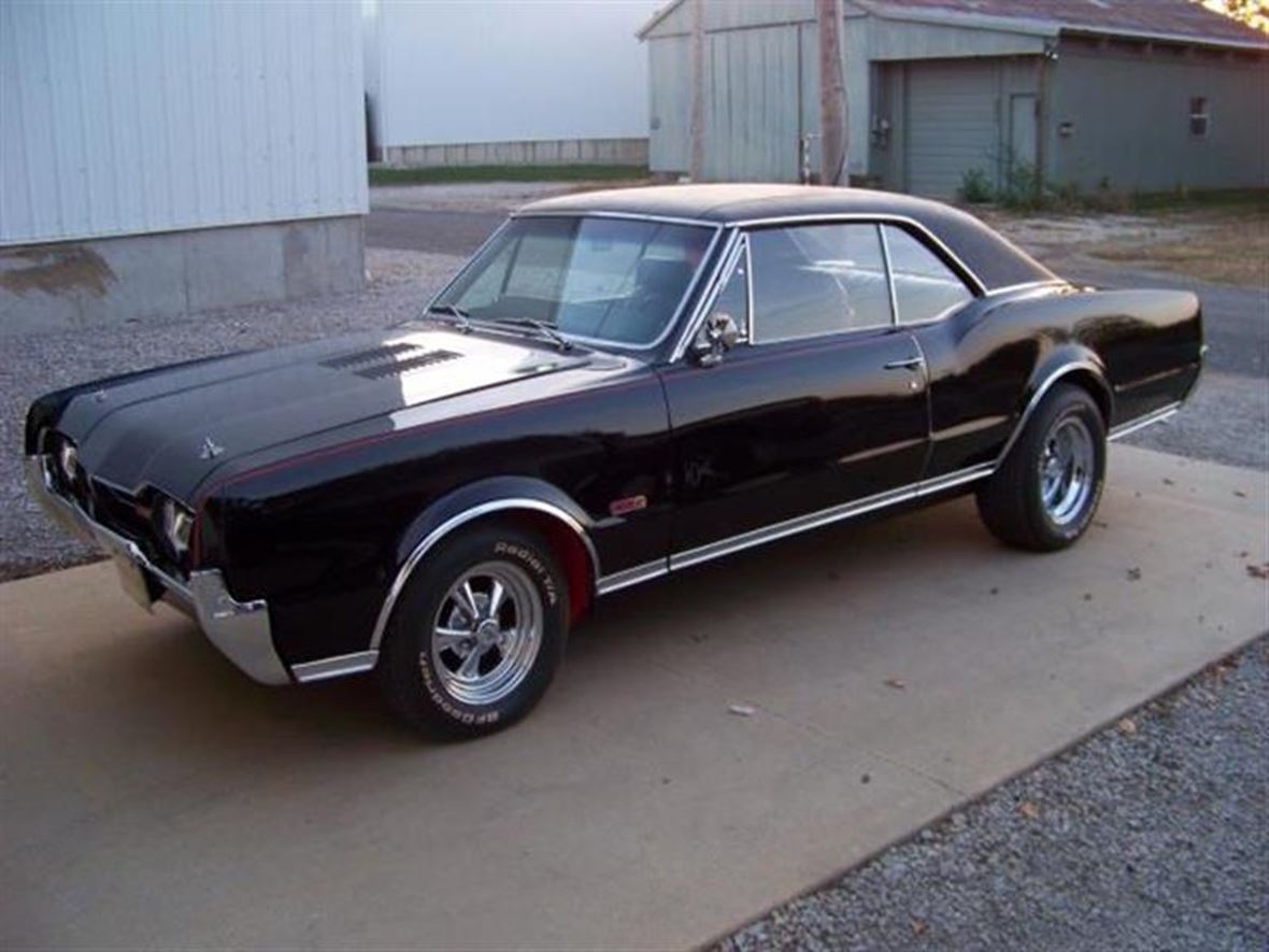 1967 Oldsmobile Cutlass for sale by owner in Louisville