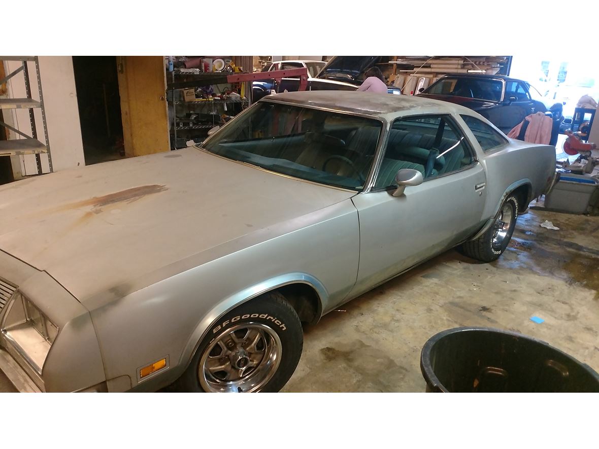 1977 Oldsmobile Cutlass for sale by owner in Harrisburg