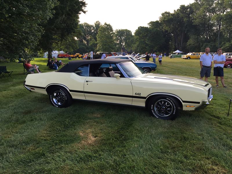 1972 Oldsmobile Cutlass 442 W29 for sale by owner in Clinton Township