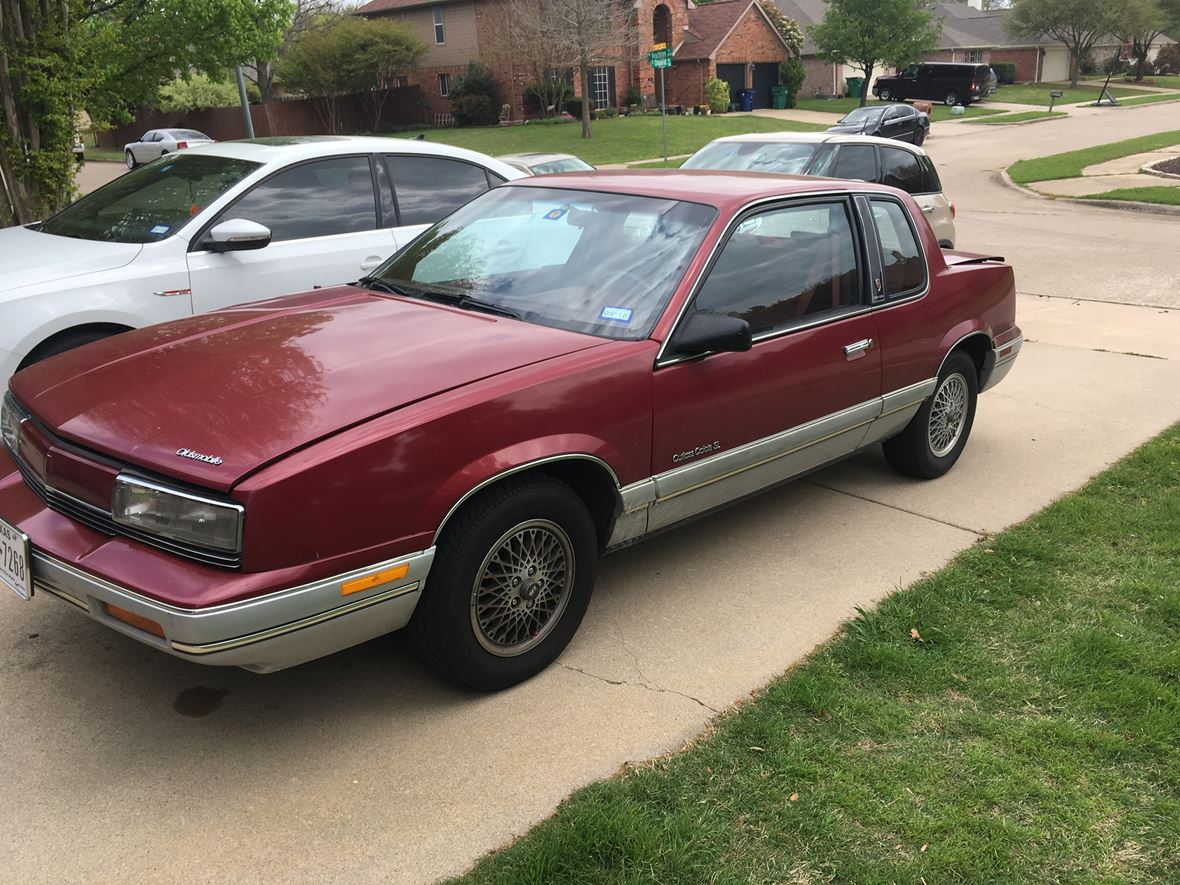 1990 Oldsmobile Cutlass Calais for sale by owner in McKinney