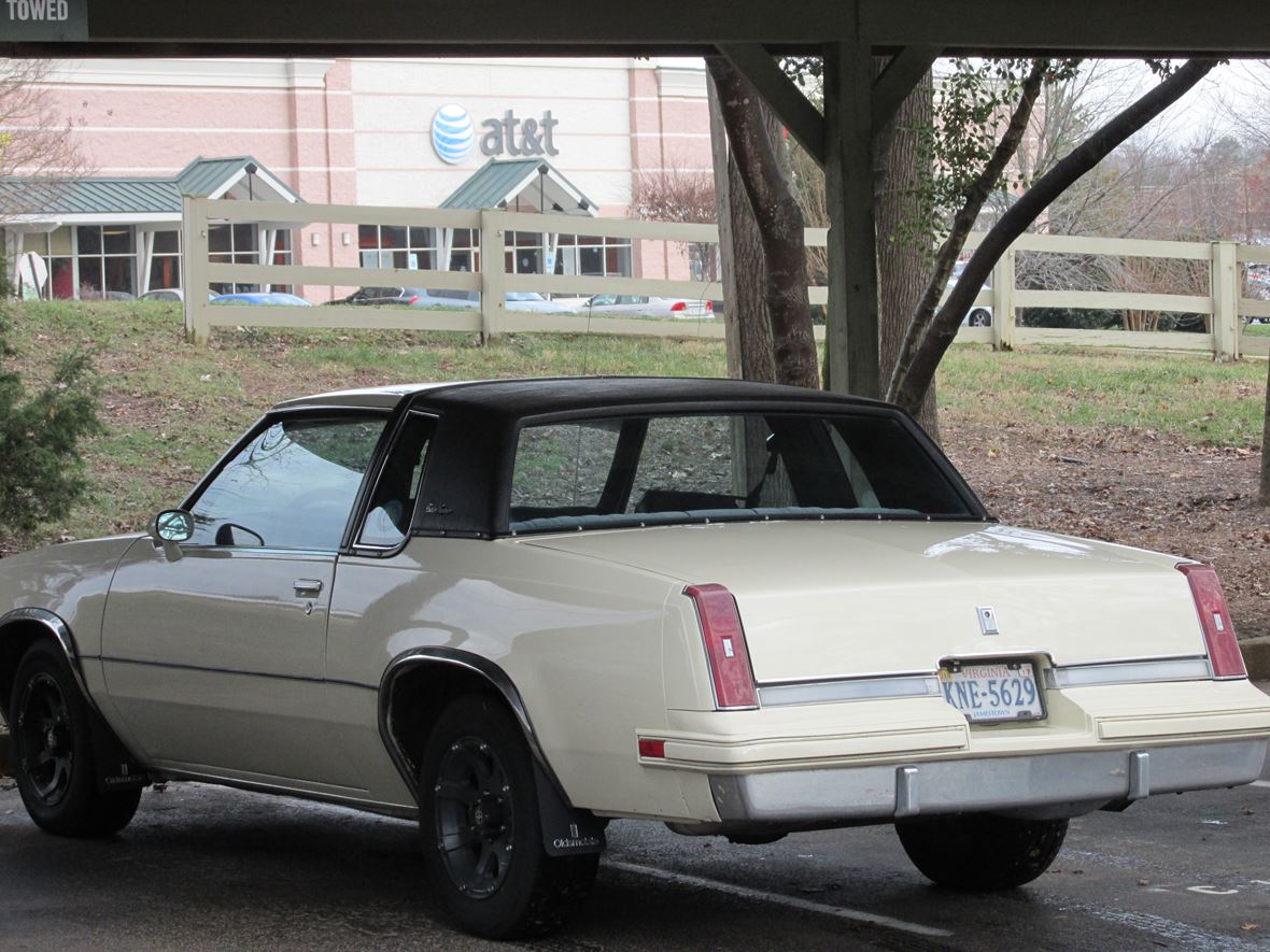 1985 Oldsmobile Cutlass Supreme for sale by owner in Midlothian
