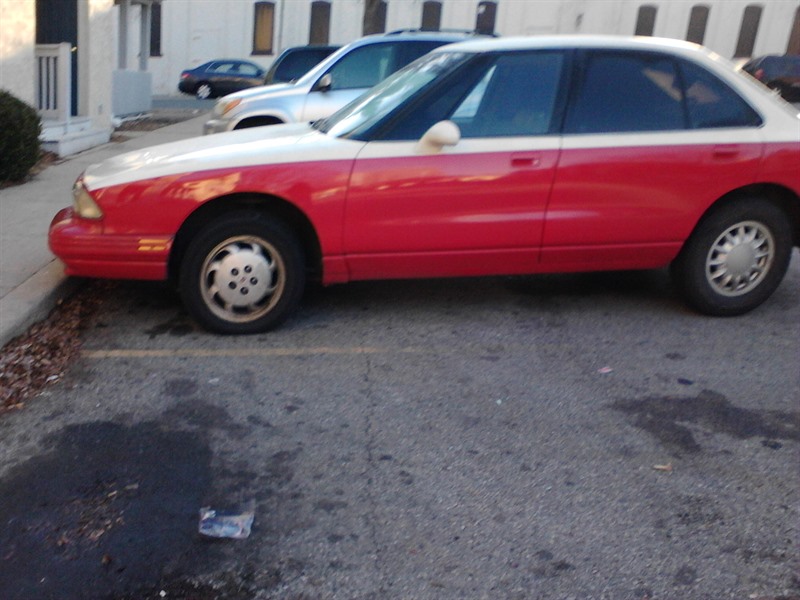 1995 Oldsmobile Eighty-eight for sale by owner in WILMINGTON