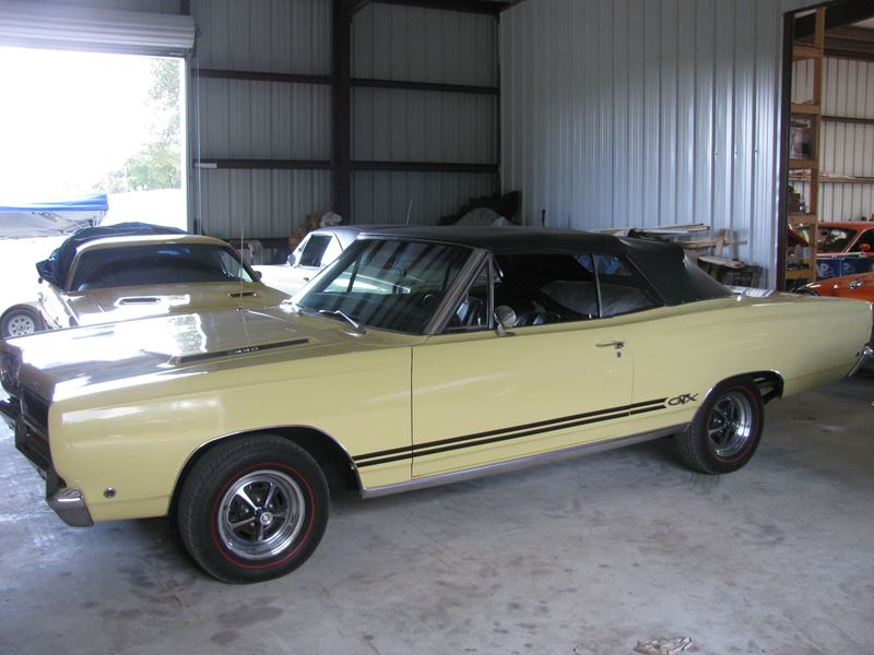 1968 Plymouth GTX CONVERTIBLE for sale by owner in Cuero