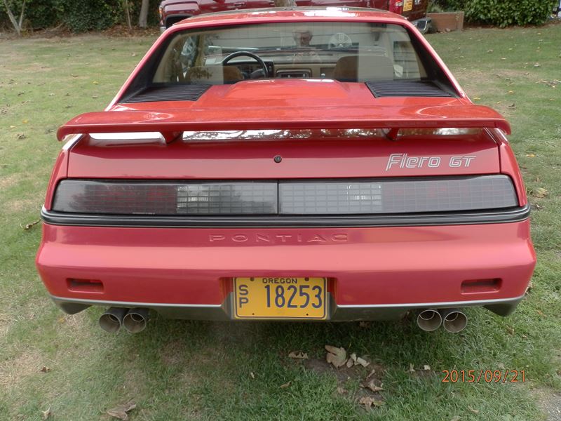 1985 Pontiac fiero gt for sale by owner in COOS BAY