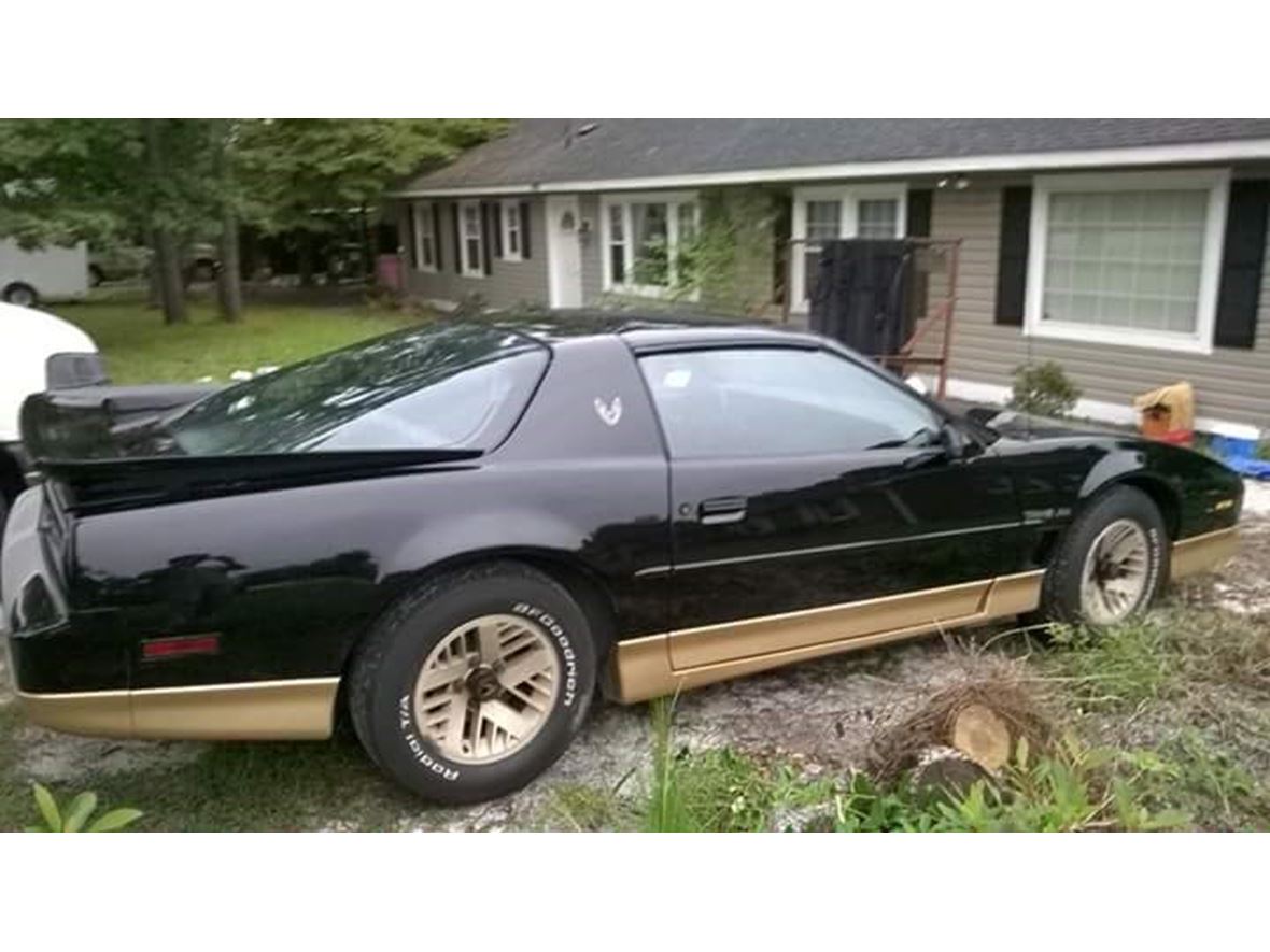 1987 Pontiac Firebird for sale by owner in Wilmington
