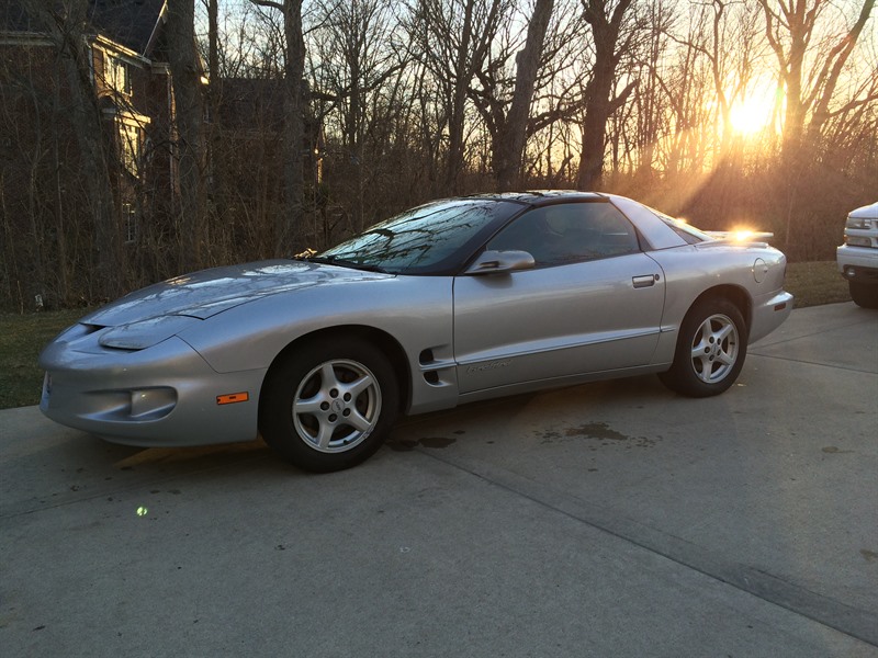 2000 Pontiac Firebird for sale by owner in YORKVILLE