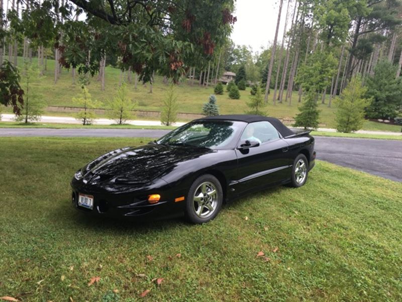 2000 Pontiac Firebird for sale by owner in Cuyahoga Falls