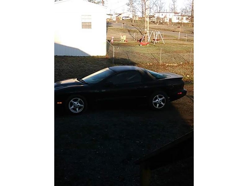 2000 Pontiac Firebird for sale by owner in HOT SPRINGS NATIONAL PARK