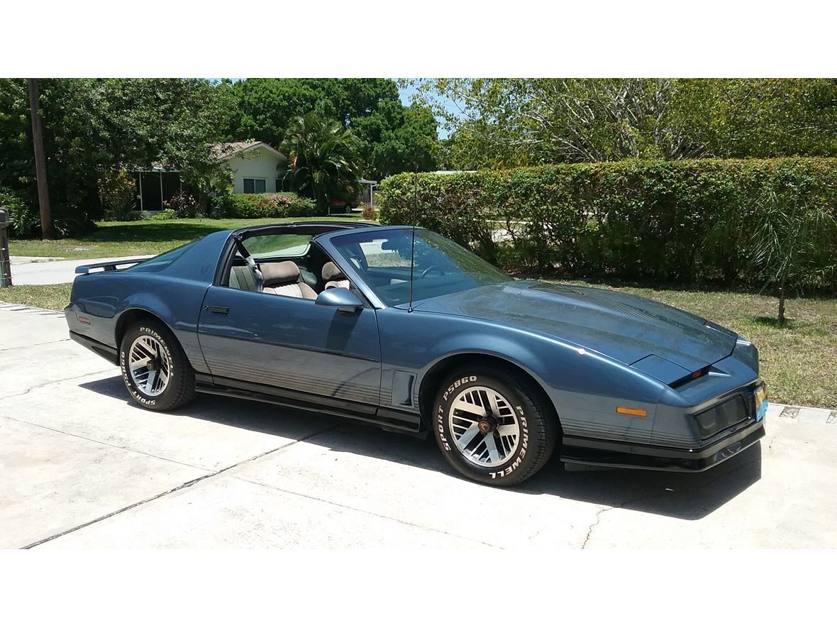 1984 Pontiac Firebird Trans AM for sale by owner in Melbourne