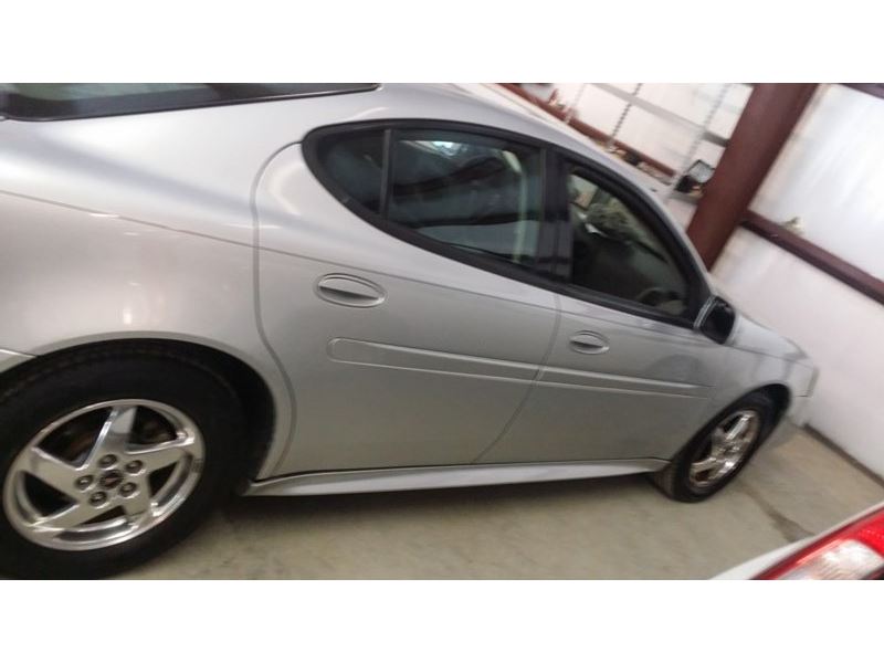 2004 Pontiac Grand Prix for sale by owner in North Charleston