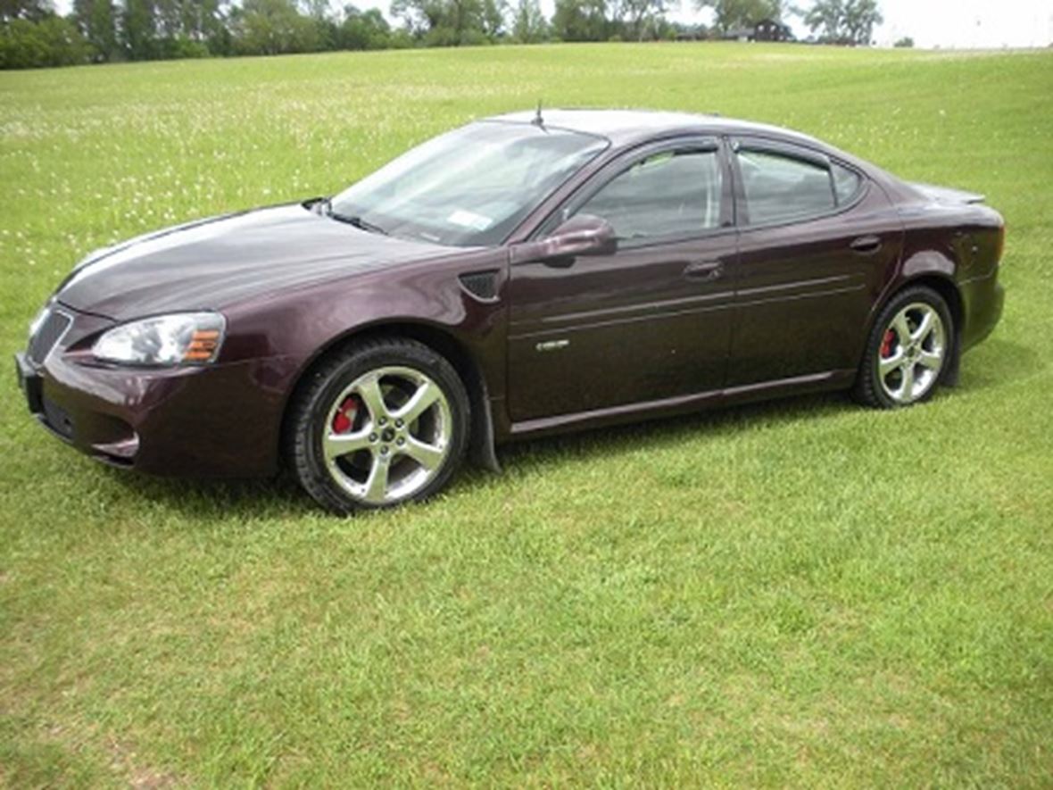 2005 Pontiac Grand Prix for sale by owner in Brooklyn