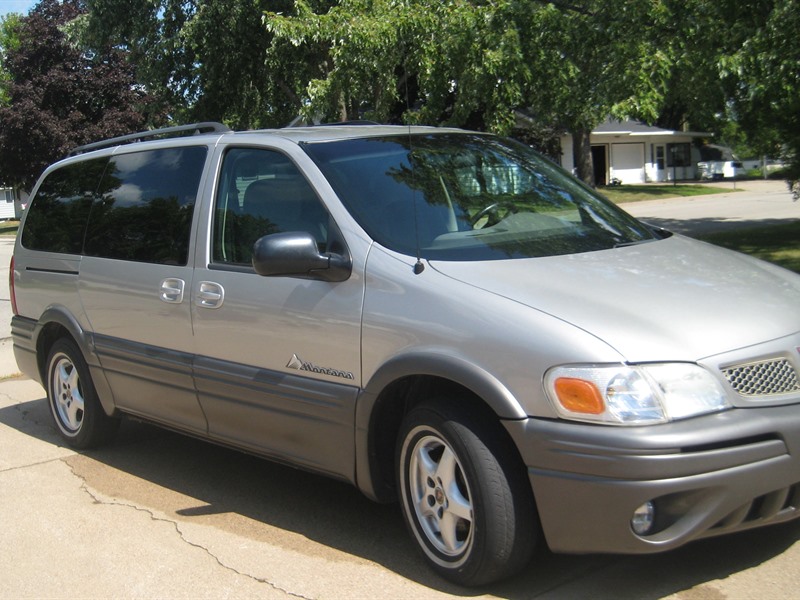 2004 Pontiac Montana for sale by owner in WINONA