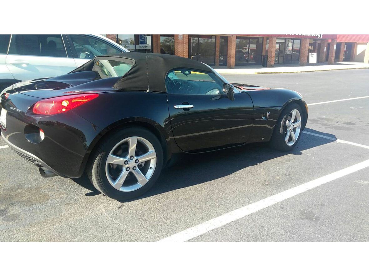 2006 Pontiac Solstice for sale by owner in Winchester