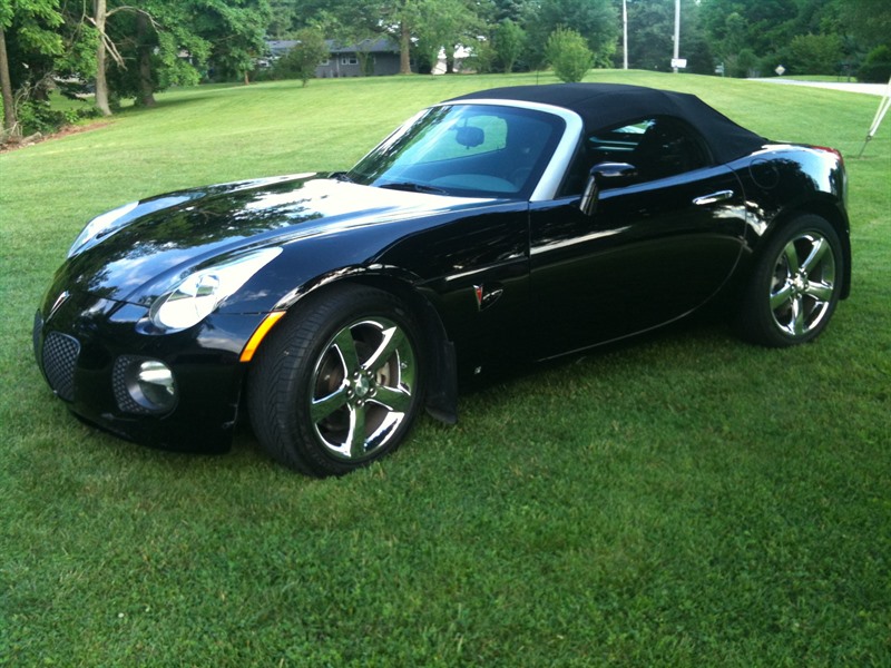 2008 Pontiac Solstice for sale by owner in INDIANAPOLIS