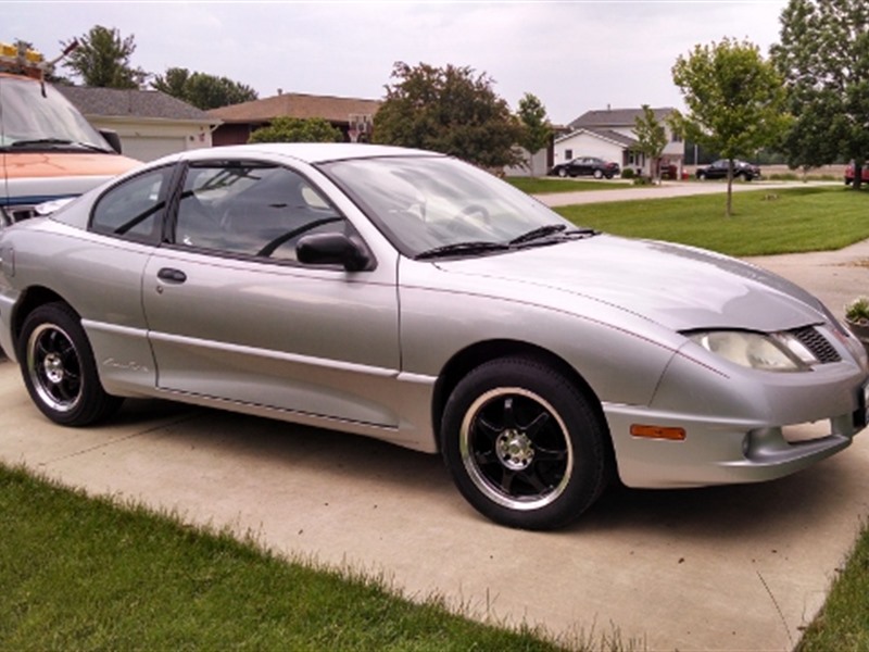 2004 Pontiac Sunfire for sale by owner in FAIRBURY
