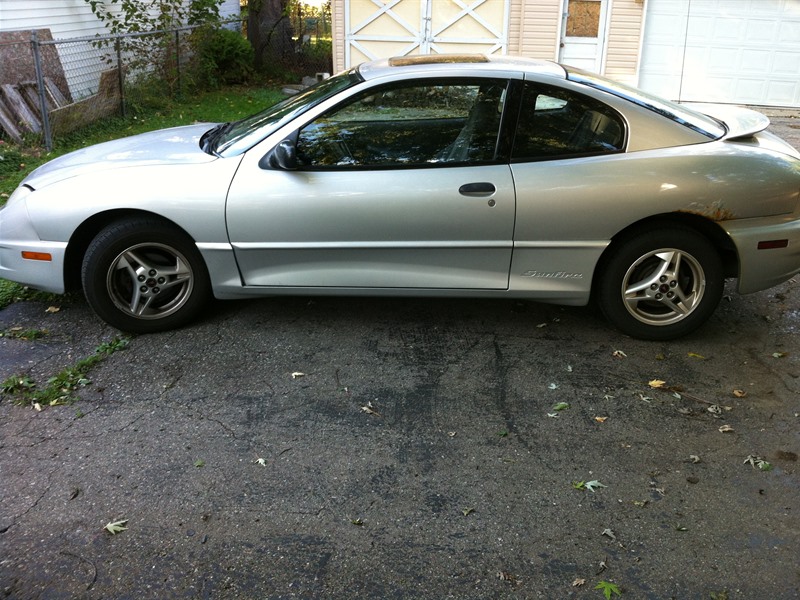 2004 Pontiac Sunfire for sale by owner in SHEPHERD