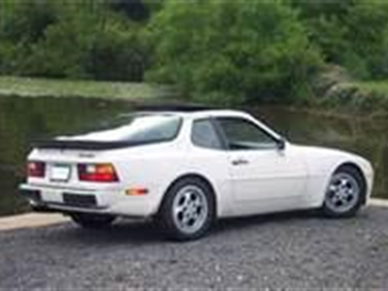 1983 Porsche 944 for sale by owner in COTTER