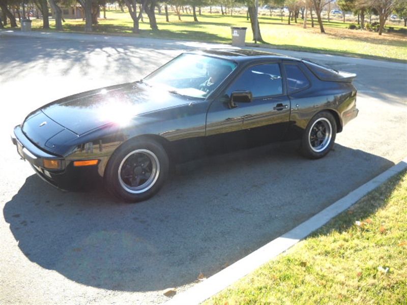 1983 Porsche 944 for sale by owner in PALMDALE